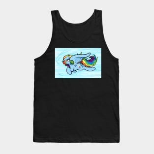 Rainbow Dash in flight Tank Top